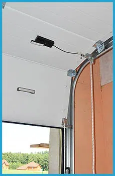 Lowell Garage Door Service Repair Lowell, MA 978-552-3200 - rolling-doors-gr-16m